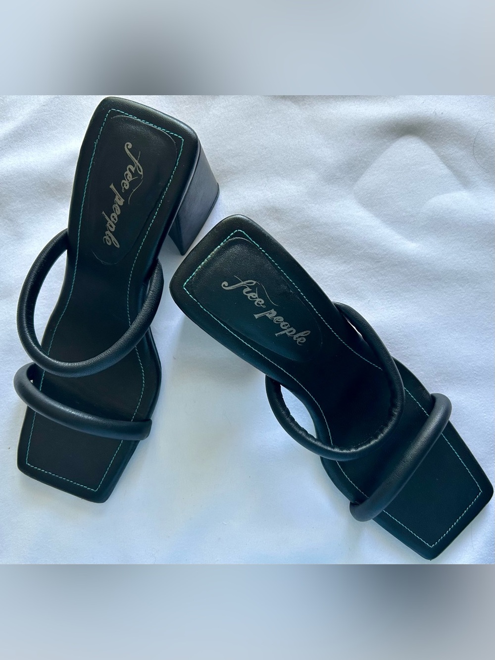 Free People “Parker” Strap Leather Sandals - Like New - Picture 4 of 10